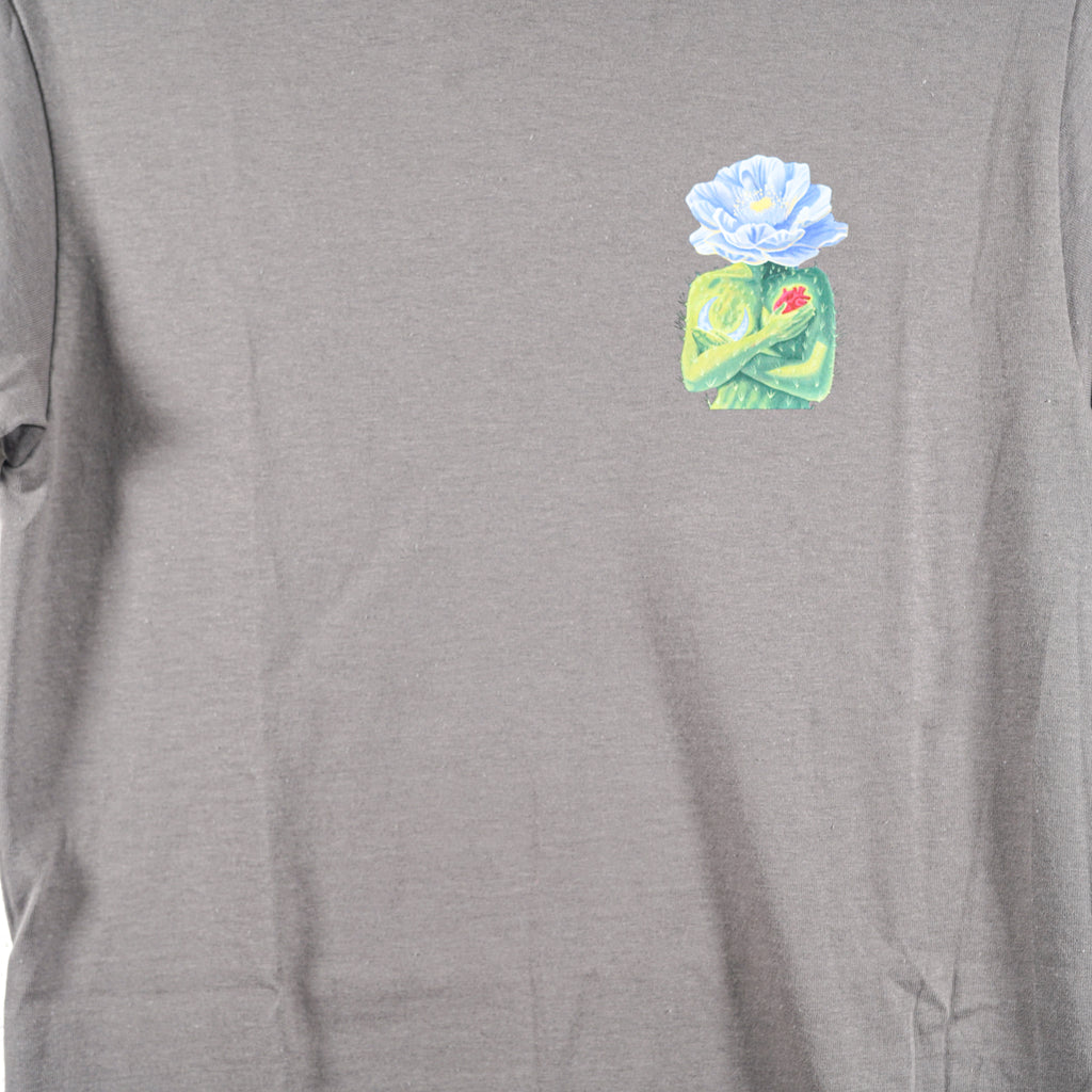 Mujer Cactus — Wearable Art T-Shirt (Size S)